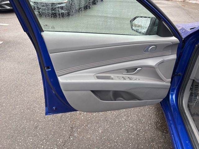 Certified 2025 Hyundai Elantra Sport image 11