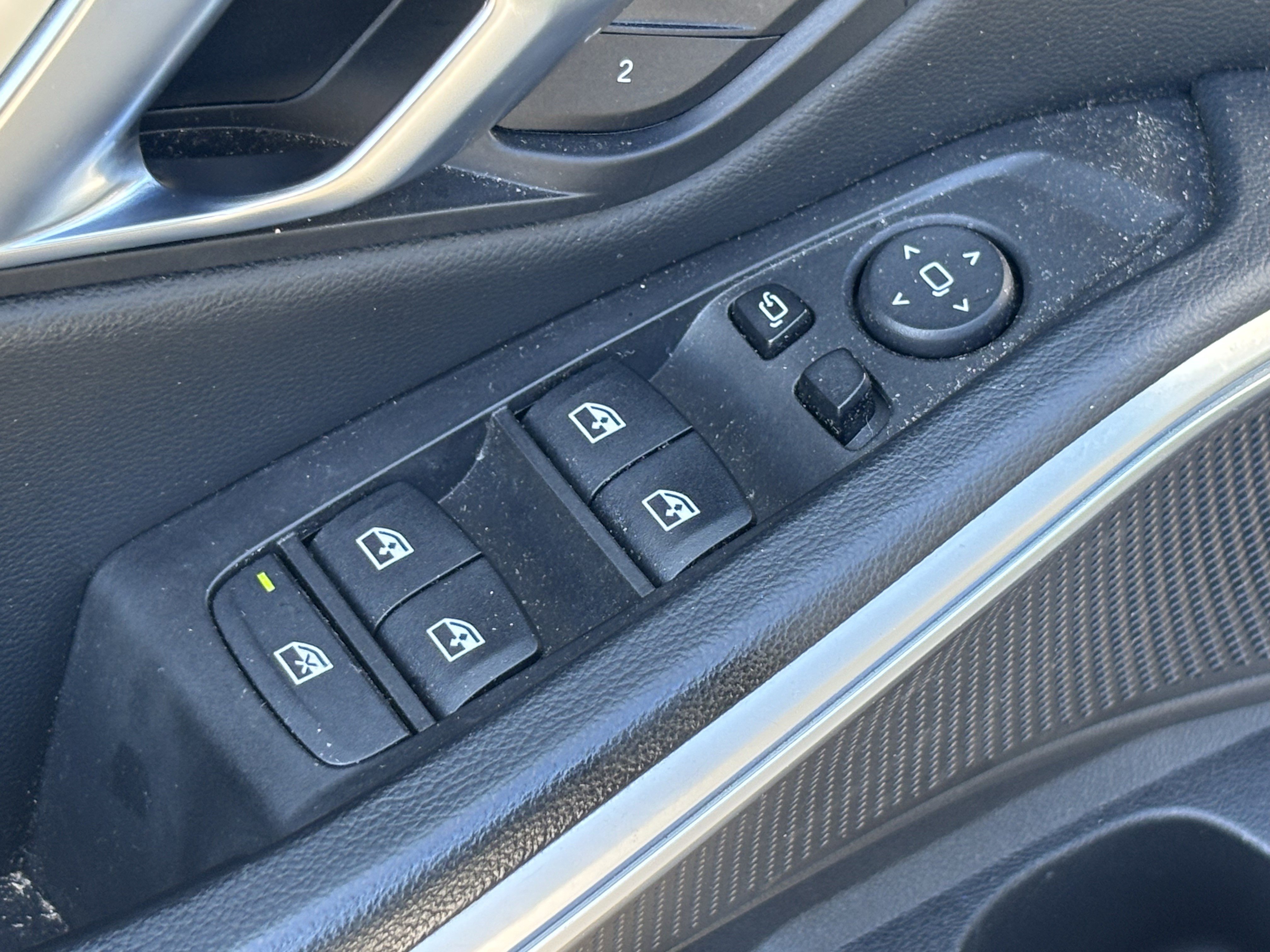 Used 2023 BMW 330i Sedan w/ Premium Package image 15