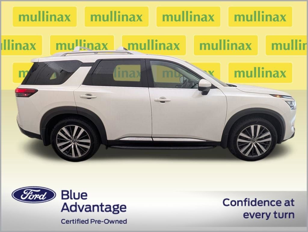 Used 2022 Nissan Pathfinder Platinum w/ Cargo Package image 2