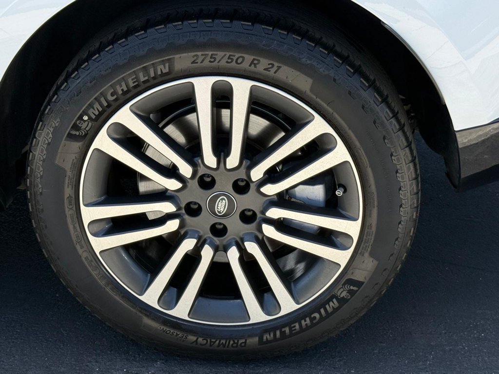 Used 2024 Land Rover Range Rover SE AWD/4WD image 9