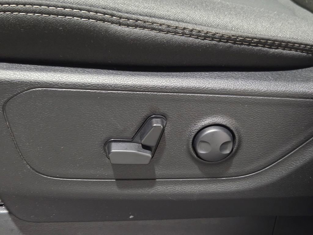 Certified 2023 RAM 1500 Big Horn image 26