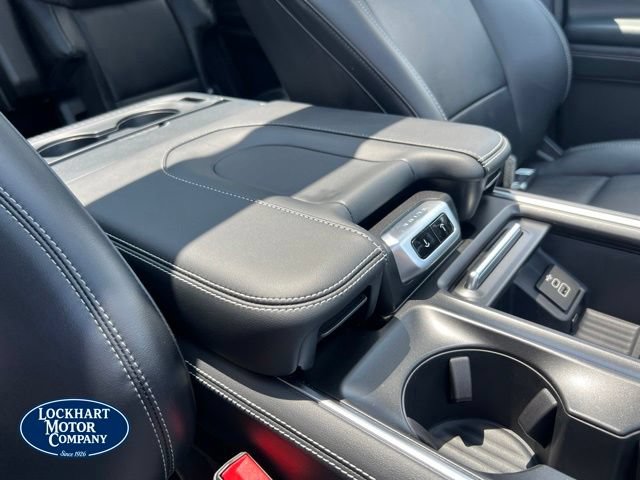 New 2027 Ford Expedition Platinum w/ Stealth Appearance Package RWD image 48