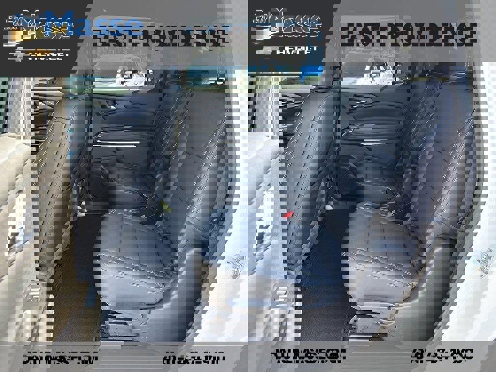 Certified 2025 Chevrolet Traverse LT image 18