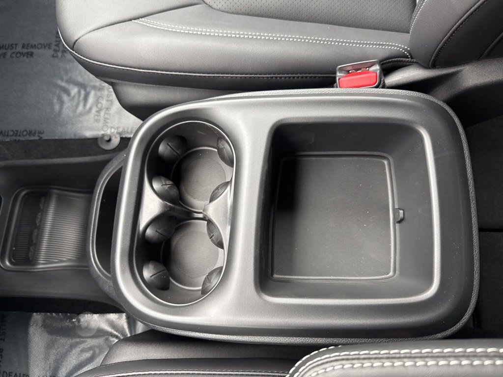 New 2026 Chrysler Pacifica Select image 32