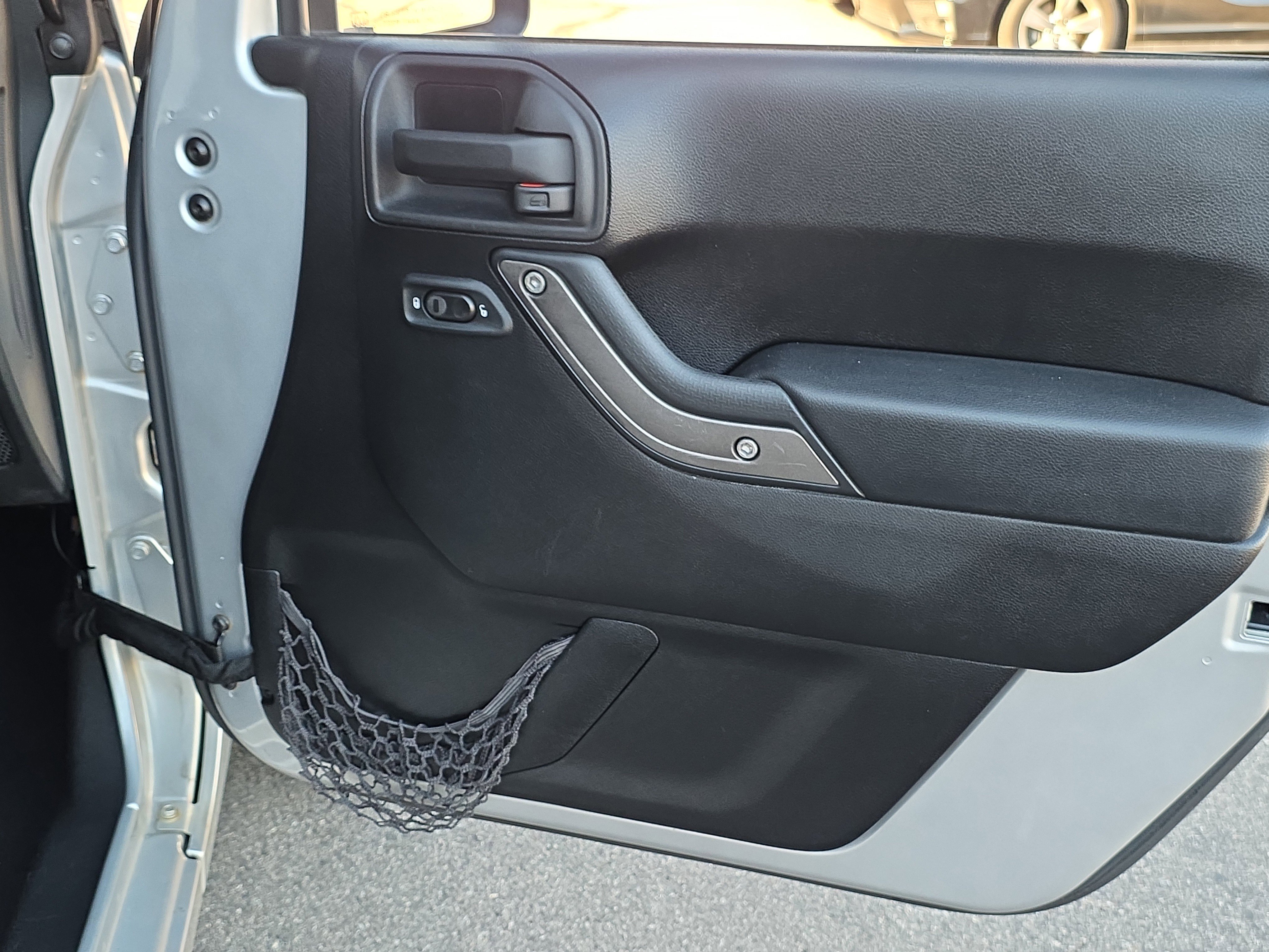 Used 2012 Jeep Wrangler Unlimited Sport image 30