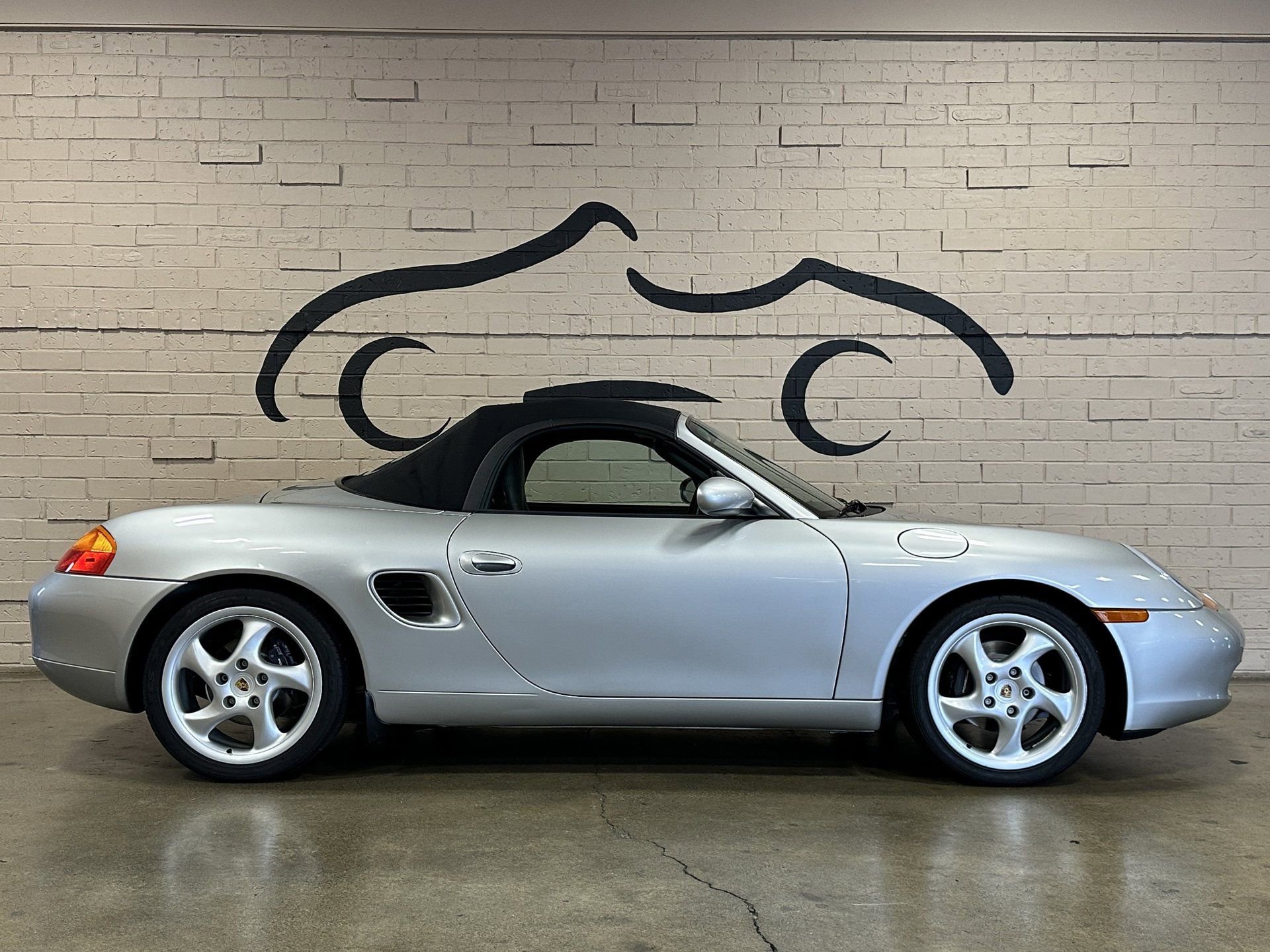 Used 2001 Porsche Boxster RWD image 5