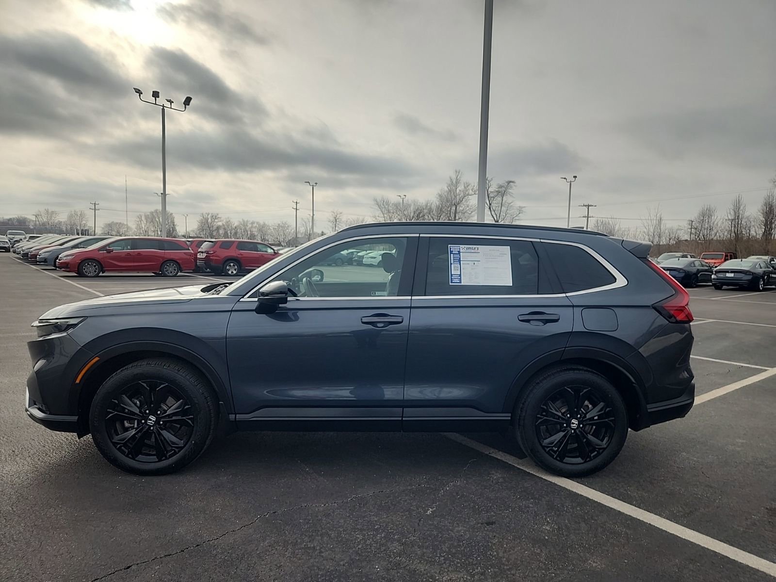 Used 2023 Honda CR-V Sport Touring image 3