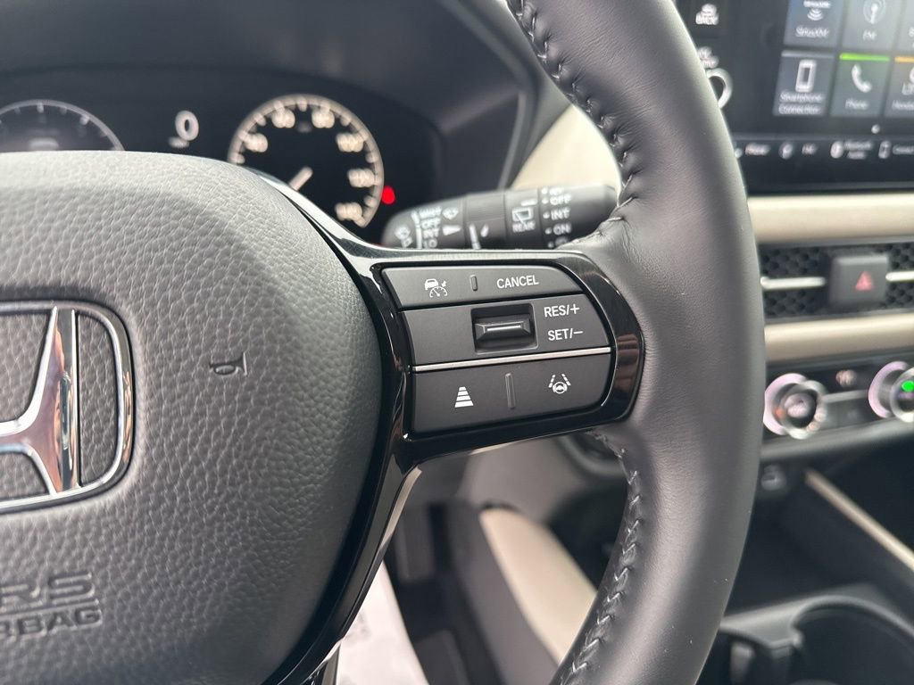Used 2025 Honda HR-V EX-L image 17