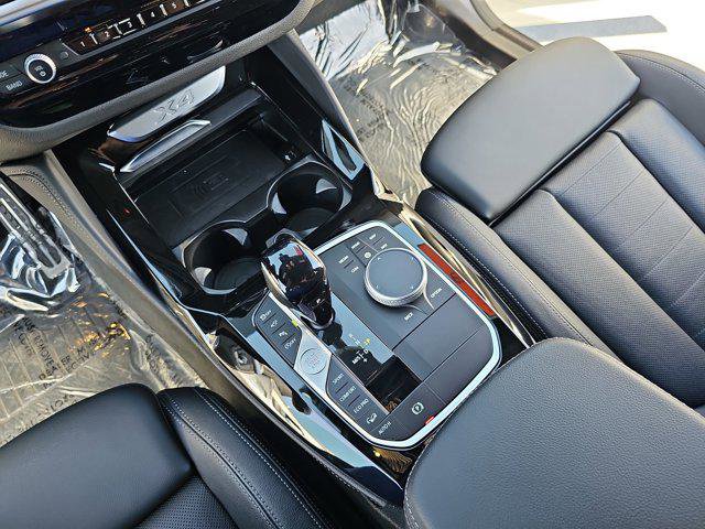 Used 2025 BMW X4 xDrive30i w/ Premium Package image 25