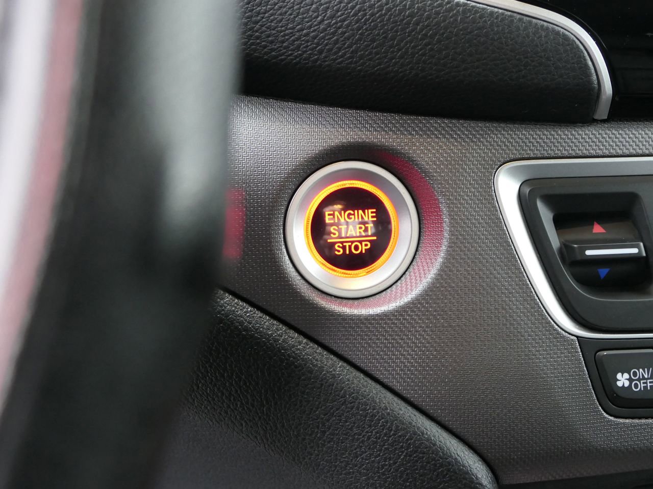 Used 2023 Honda Ridgeline RTL-E image 22