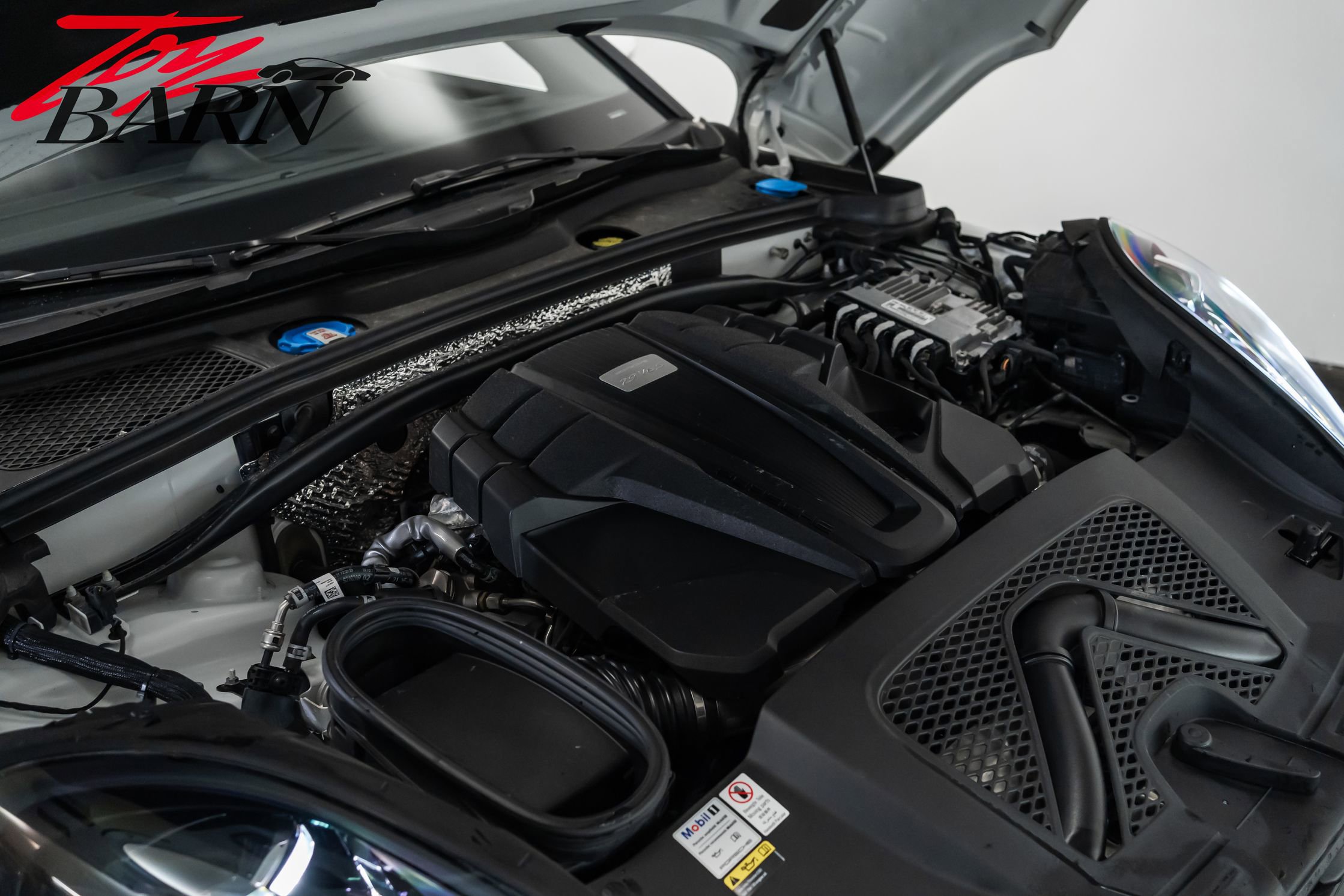 Used 2022 Porsche Macan S image 52