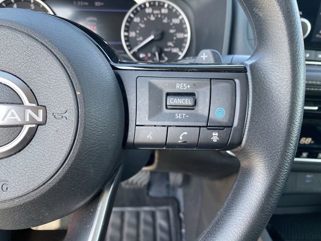 Used 2023 Nissan Rogue SV image 38