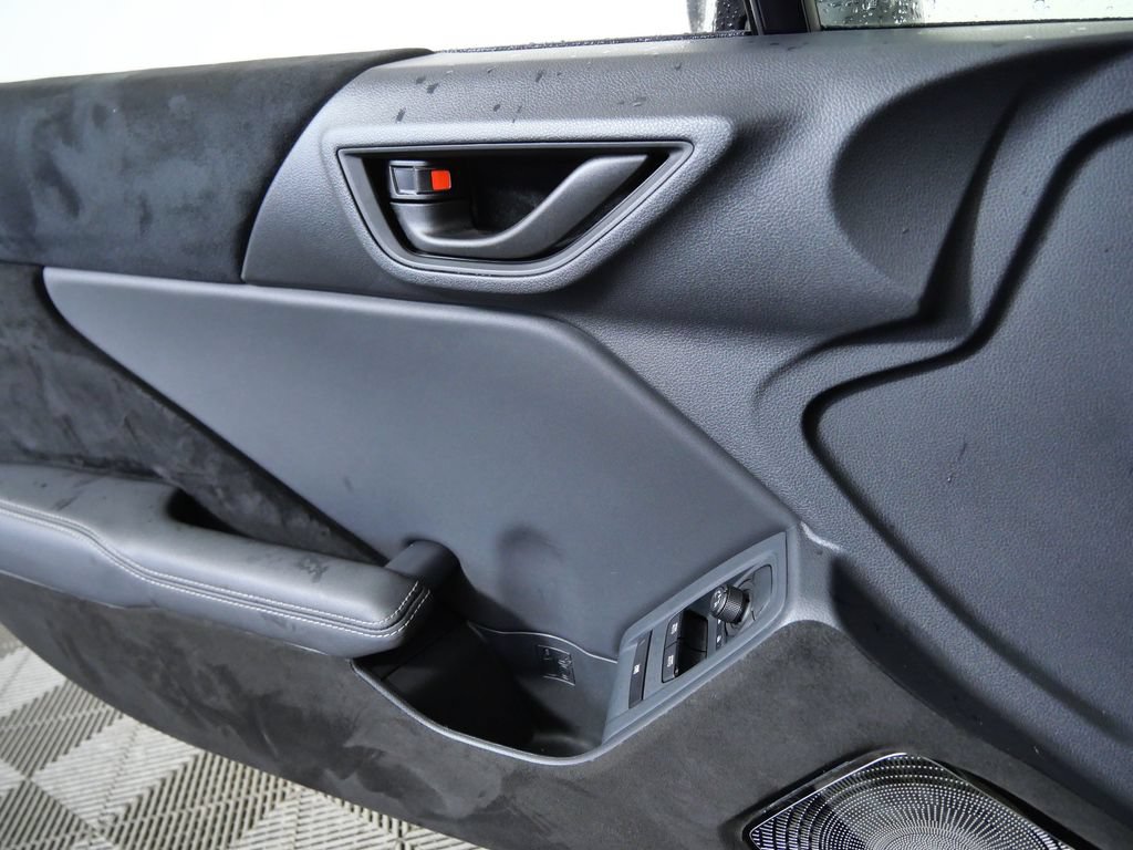 Used 2025 Toyota GR86 Premium w/ ALL Weather Mat Package (TMS) RWD image 27