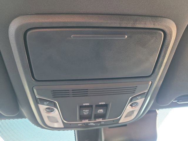 Certified 2025 Honda Ridgeline Black Edition image 31