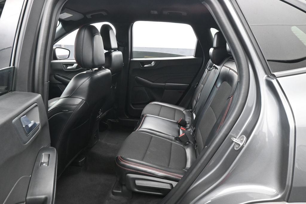 Used 2024 Ford Escape ST-Line FWD image 31
