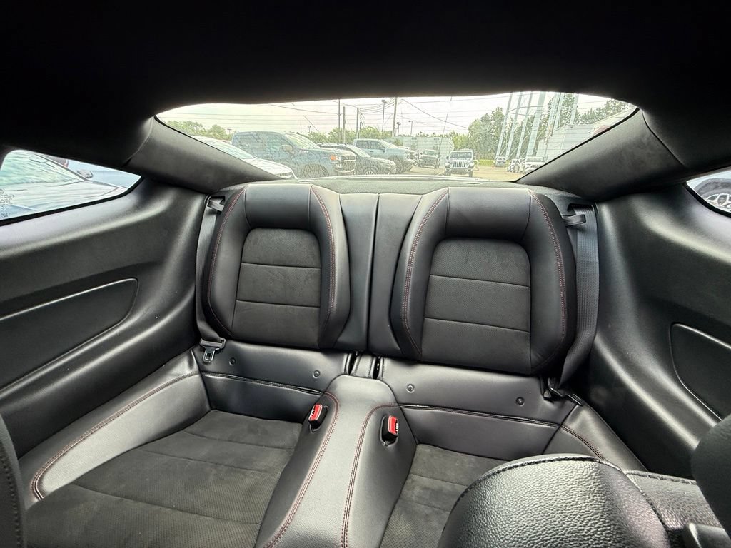 Used 2017 Ford Mustang GT Premium w/ Equipment Group 401A RWD image 24
