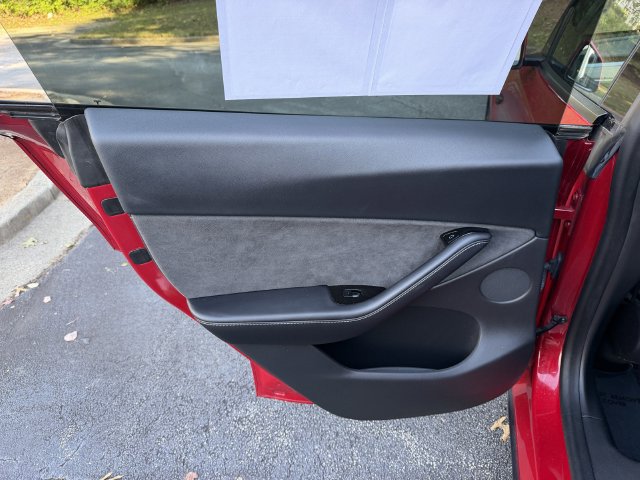 Used 2020 Tesla Model Y Long Range AWD/4WD image 17