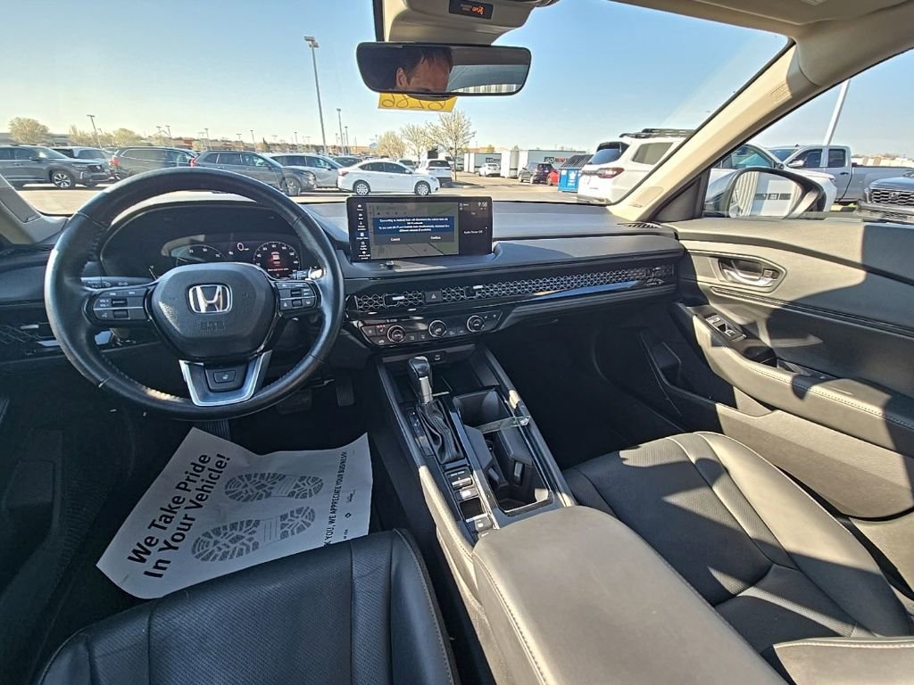 Used 2025 Honda Accord Touring image 27
