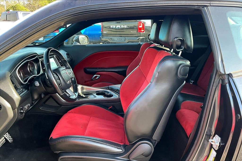 Used 2017 Dodge Challenger GT w/ Driver Convenience Group image 24