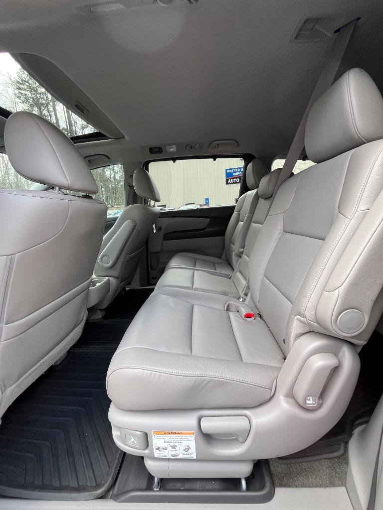 Used 2016 Honda Odyssey EX-L image 28