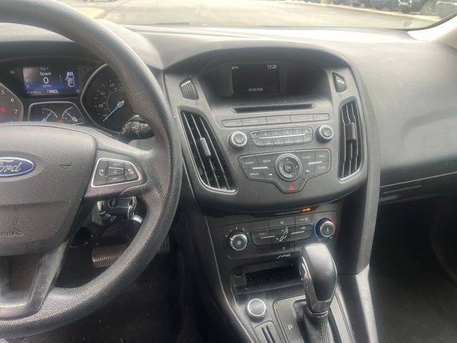 Used 2017 Ford Focus SE FWD image 27