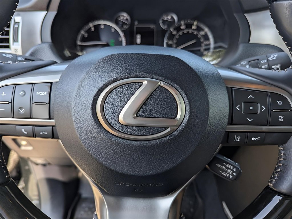 Used 2023 Lexus GX 460 Luxury image 11