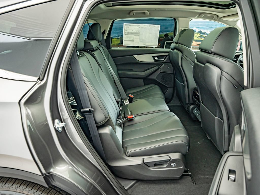 New 2026 Acura MDX SH-AWD image 35