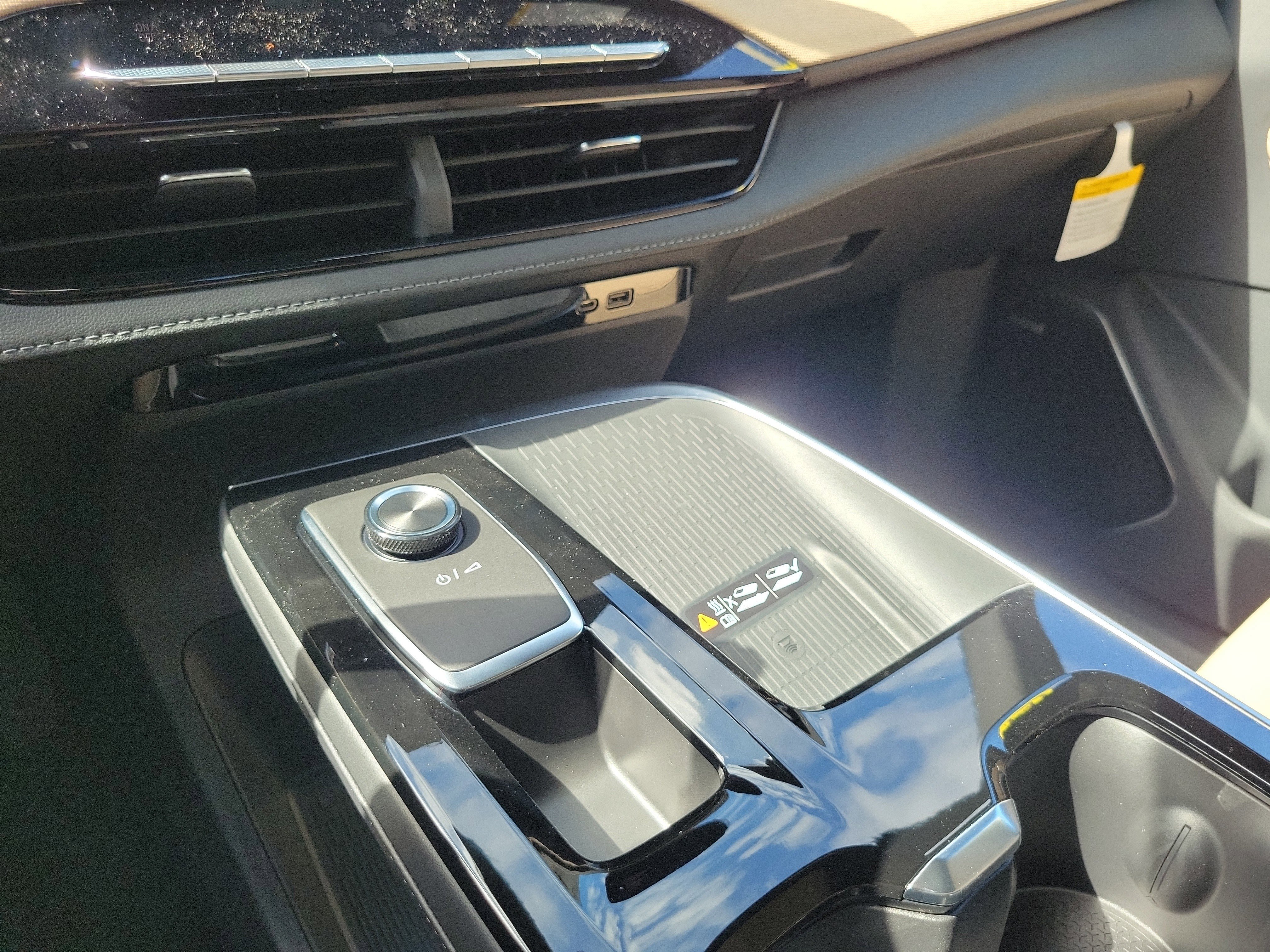 New 2026 Buick Enclave Preferred w/ Power Package FWD image 12