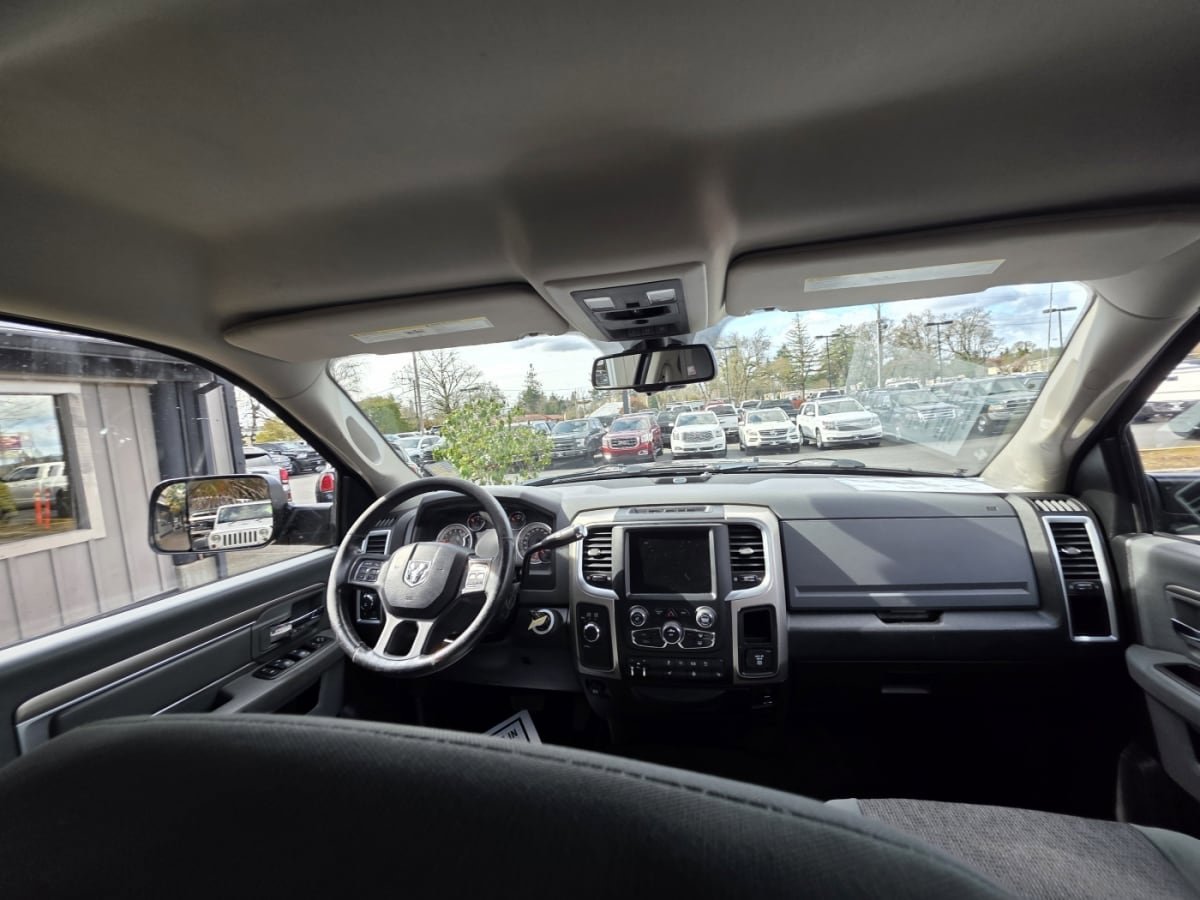 Used 2015 RAM 3500 Big Horn AWD/4WD image 10