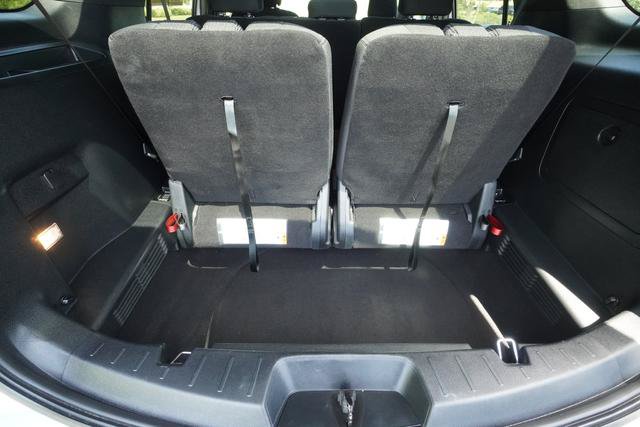 Used 2019 Ford Explorer XLT FWD image 31