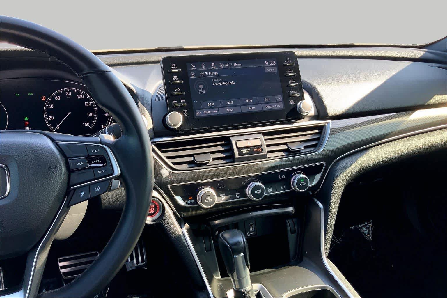 Used 2020 Honda Accord Sport image 6
