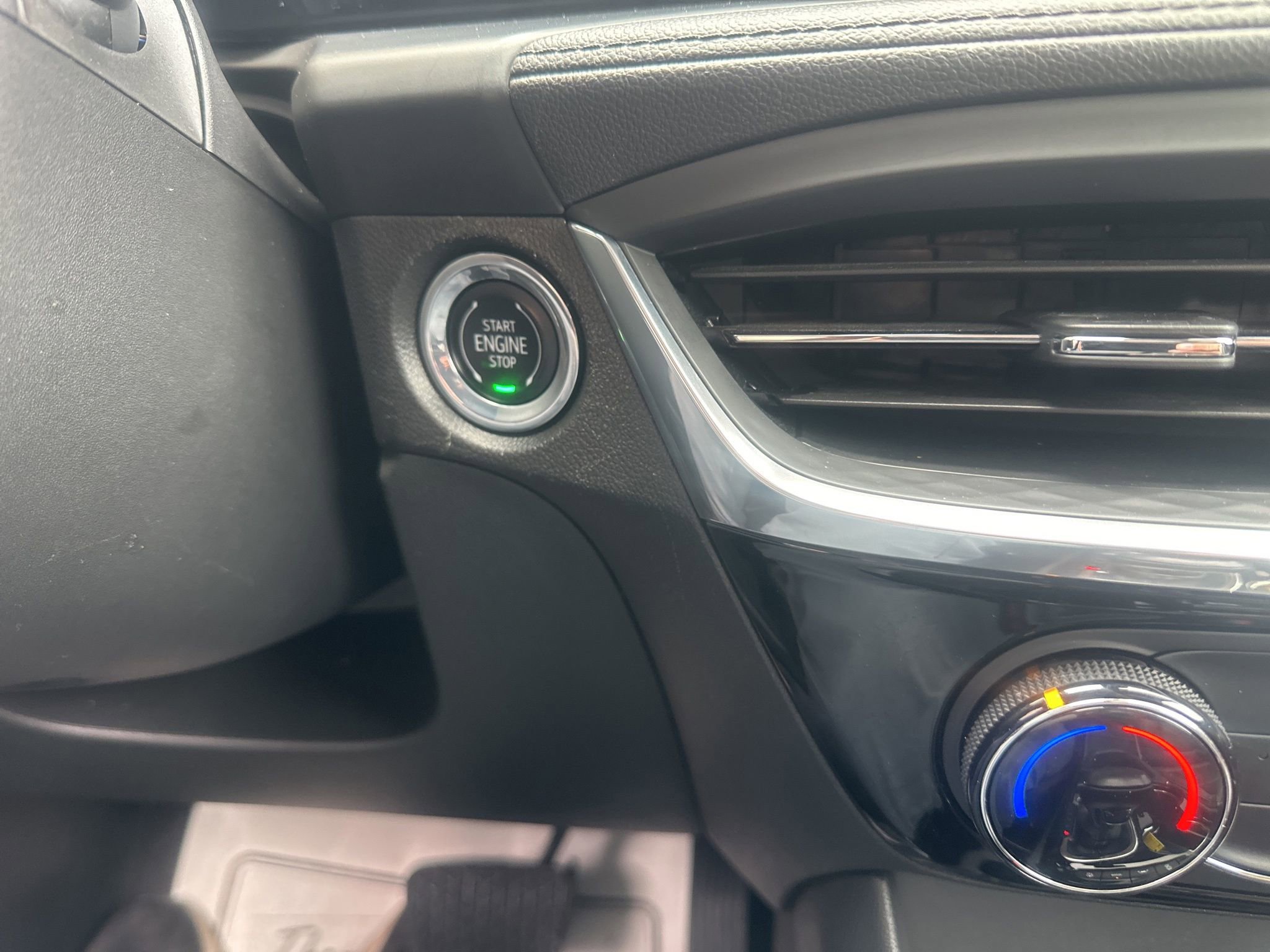 Used 2024 Buick Encore GX Sport Touring image 22