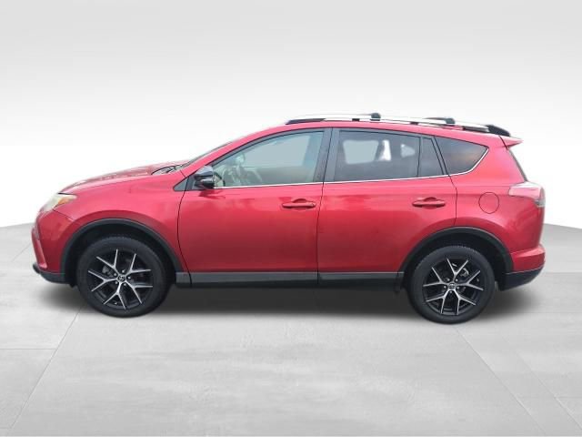 Used 2016 Toyota RAV4 SE image 5