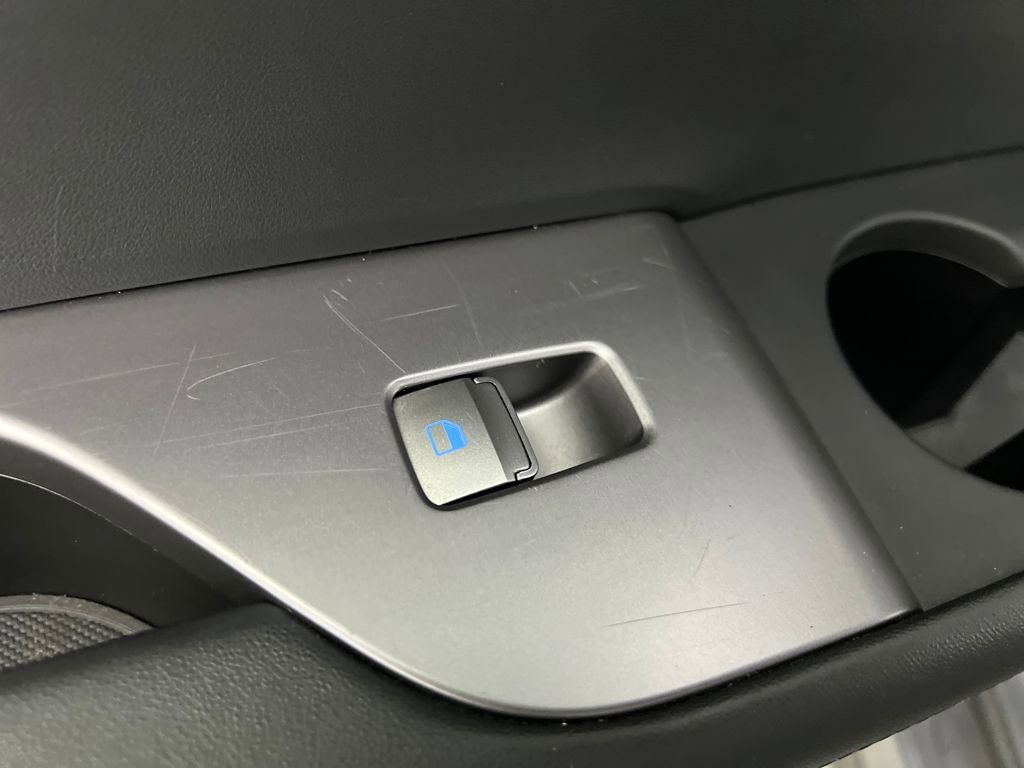 Used 2025 Hyundai Palisade SEL image 17