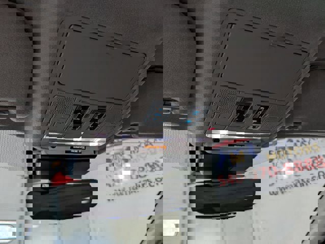 Used 2019 Jaguar XF Prestige image 34