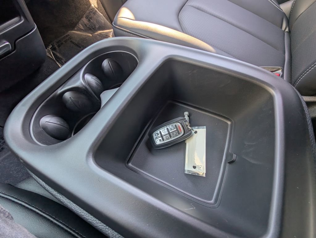 New 2026 Chrysler Pacifica Select w/ S Appearance Package image 35