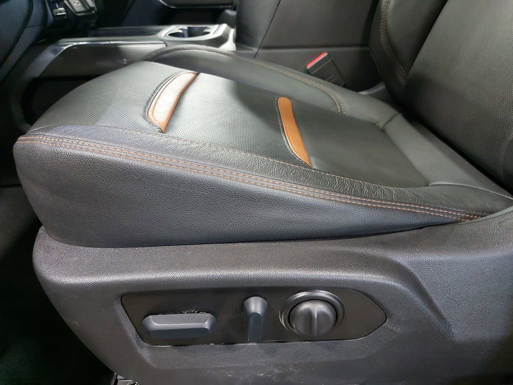 Used 2022 GMC Sierra 2500 AT4 w/ AT4 Premium Plus Package image 29