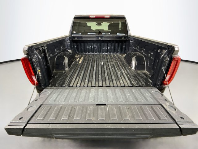 Used 2025 GMC Sierra 1500 SLT AWD/4WD image 25