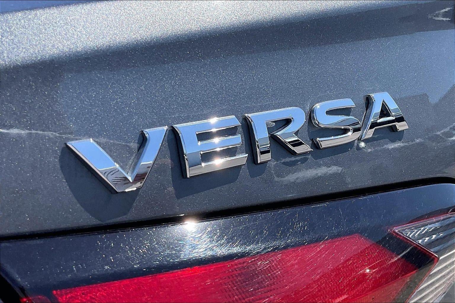 Used 2025 Nissan Versa SV FWD image 32