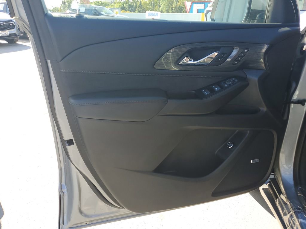 Used 2023 Chevrolet Traverse High Country image 20