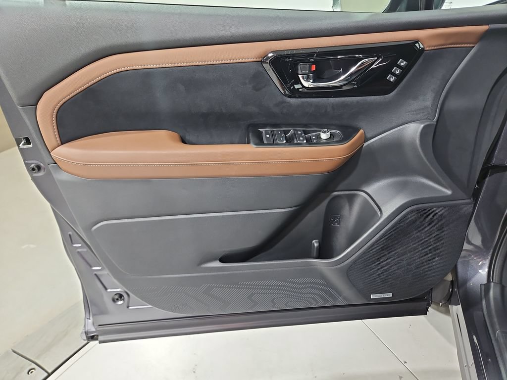 New 2026 Subaru Forester Touring AWD/4WD image 10