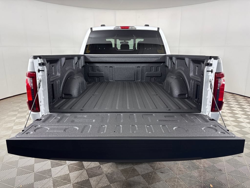 New 2026 Ford F150 XLT w/ Equipment Group 302A MID AWD/4WD image 24