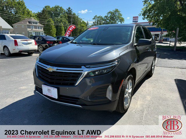 Used 2023 Chevrolet Equinox LT w/ Driver Convenience Package AWD/4WD image 3