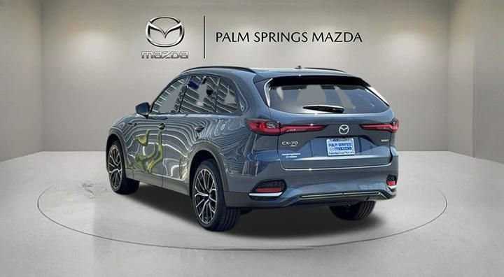 New 2025 MAZDA CX-70 Plug-In Hybrid w/ Premium Pkg image 2