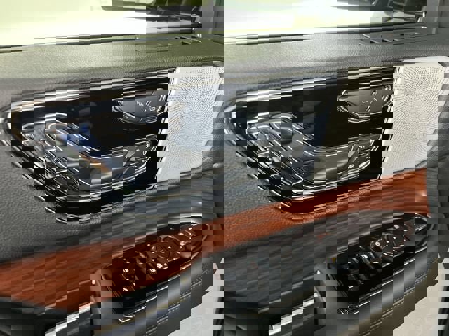 Used 2023 Lincoln Navigator Reserve image 24