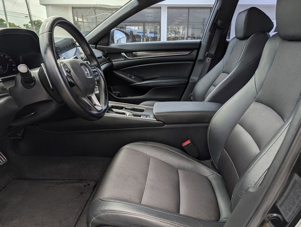 Used 2019 Honda Accord Sport image 25