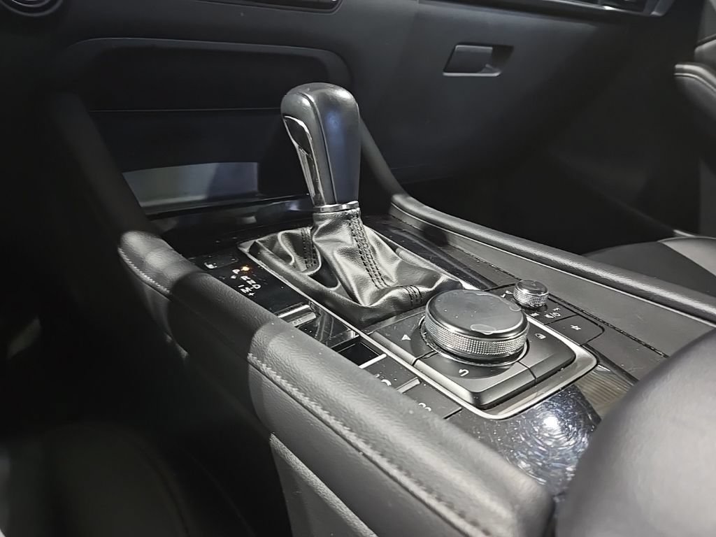 Used 2024 MAZDA MAZDA3 s FWD image 18