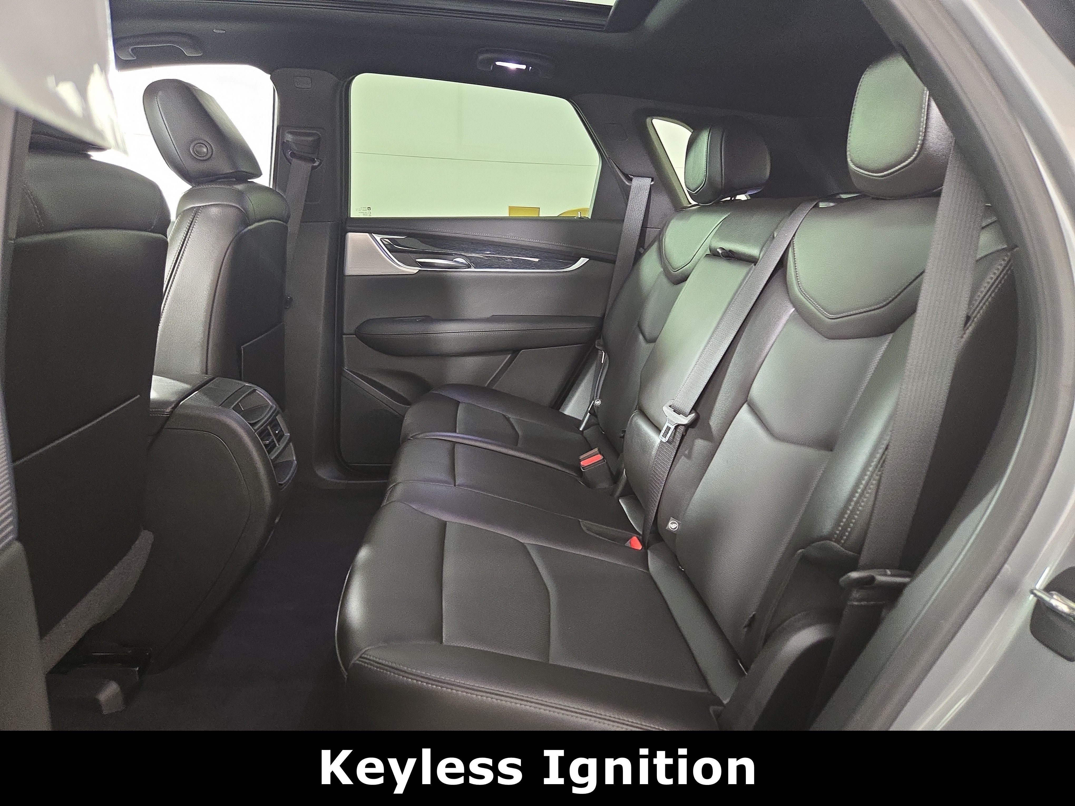 Certified 2023 Cadillac XT5 Premium Luxury w/ LPO, Floor Liner Package AWD/4WD image 12