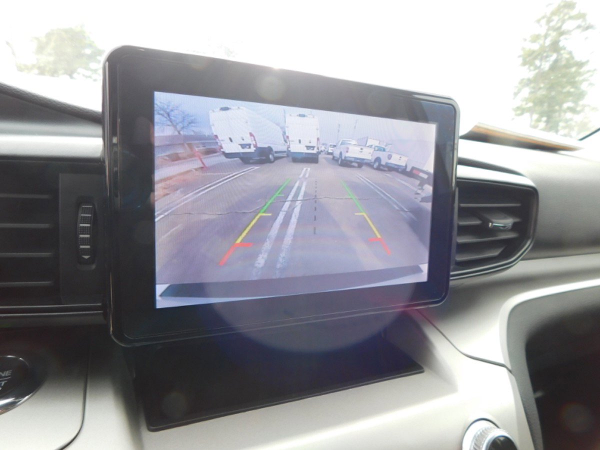 Used 2021 Ford Explorer XLT image 39