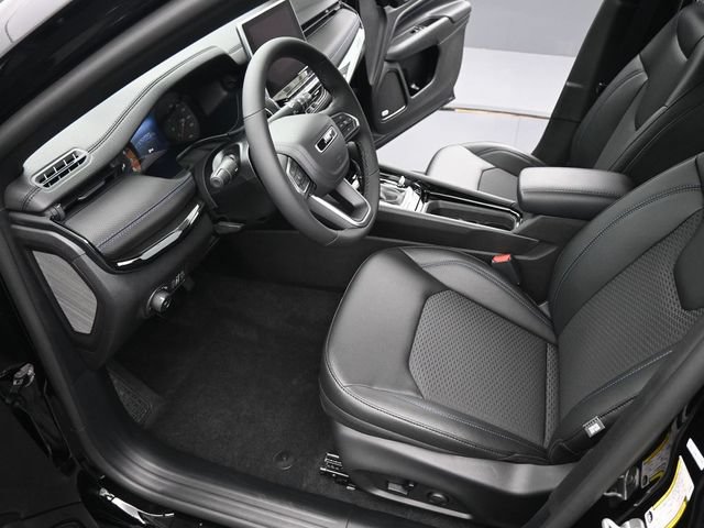 New 2025 Jeep Compass Latitude w/ Sun & Sound Group AWD/4WD image 9